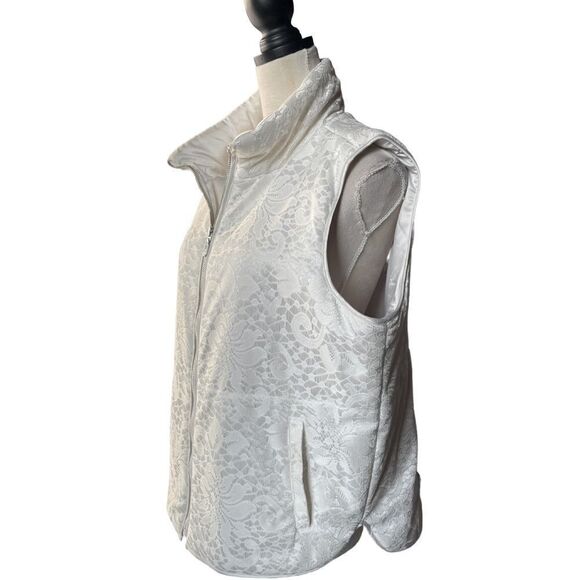 CeCe Cynthia Steffe Women’s Ivory/Cream Full Zip Lace Puffer Vest (Size: Large) - Picture 7 of 16